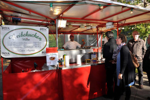 Reibekuchen Heinz auf dem Wochenmarkt