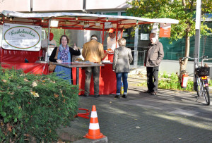 Reibekuchen Heinz auf dem Kölner Wochenmarkt
