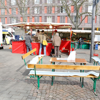 Reibekuchen Heinz auf dem Kölner Wochenmarkt